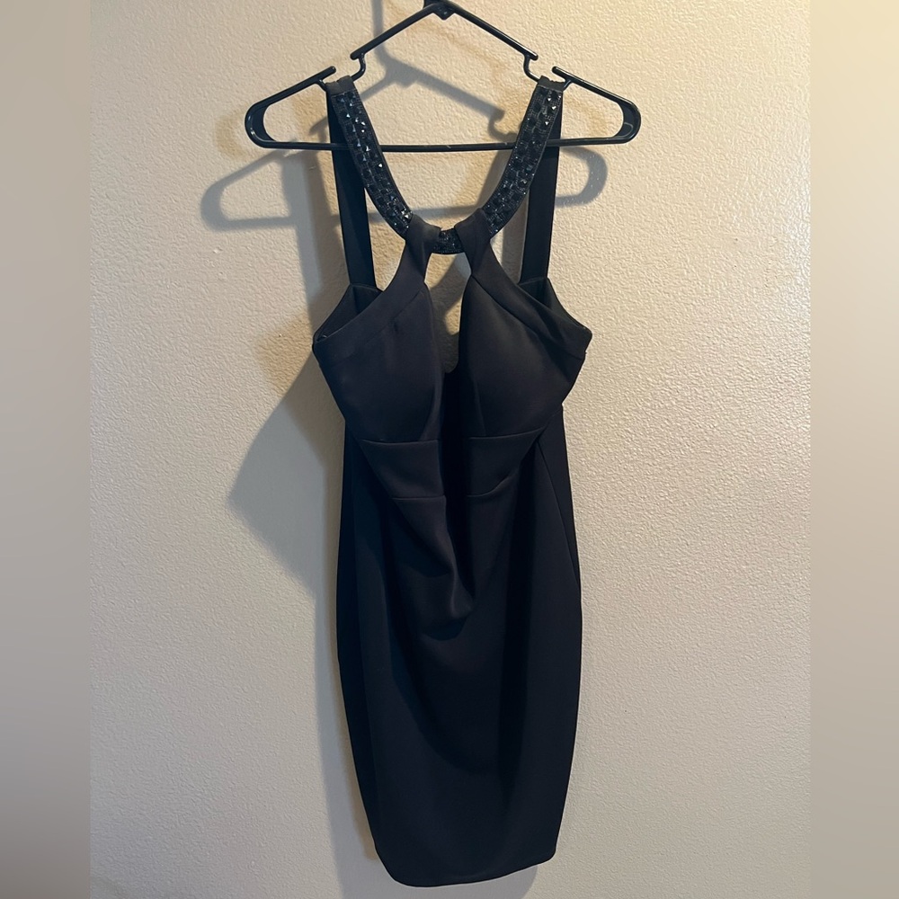 Elegant Black Sleeveless Dress